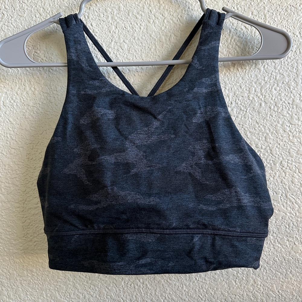 Vuori Camo Sports Bra - Dark Blue